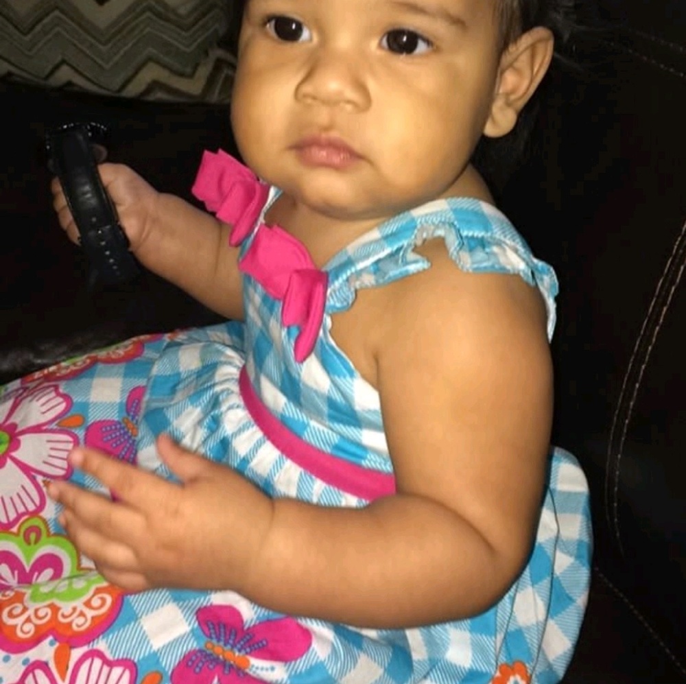 Meet your Posher, Iris